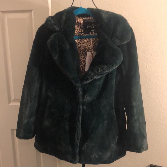 Jessica Simpson Jackets & Blazers - Jessica Simpson faux fur emerald coat